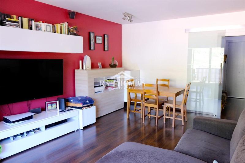 Foto 59a72144-209a-4ee3-862c-a1daf344343a. Piso  de dormitorios y terraza para comprar en Encamp