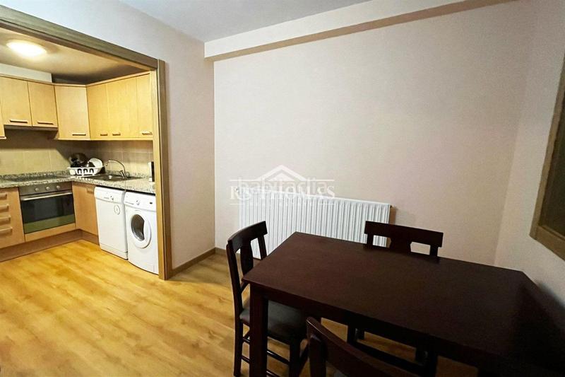 Foto 4b1b1035-d554-4268-8547-21c28ae36f99. Appartamento con parcheggio in Soldeu-Incles Canillo