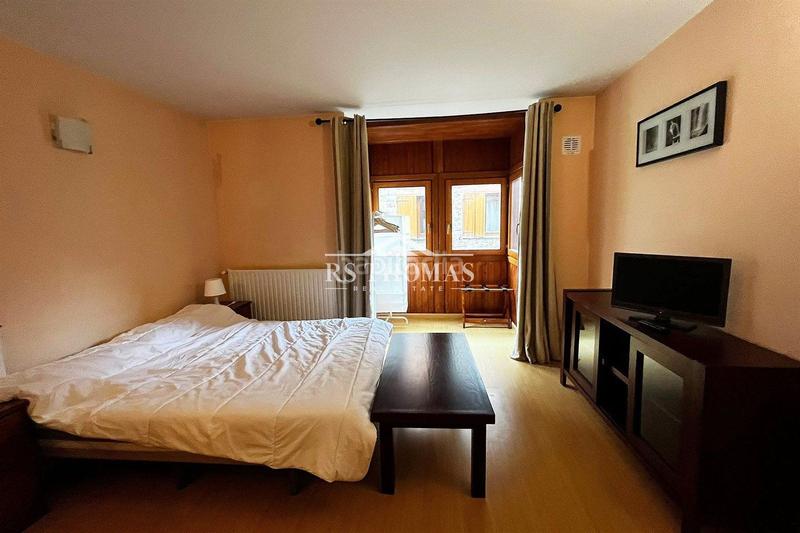Foto d3397b0f-2b5d-43c9-b34d-5d8e7f662ad2. Piso estudio para comprar en soldeu en Soldeu-Incles Canillo
