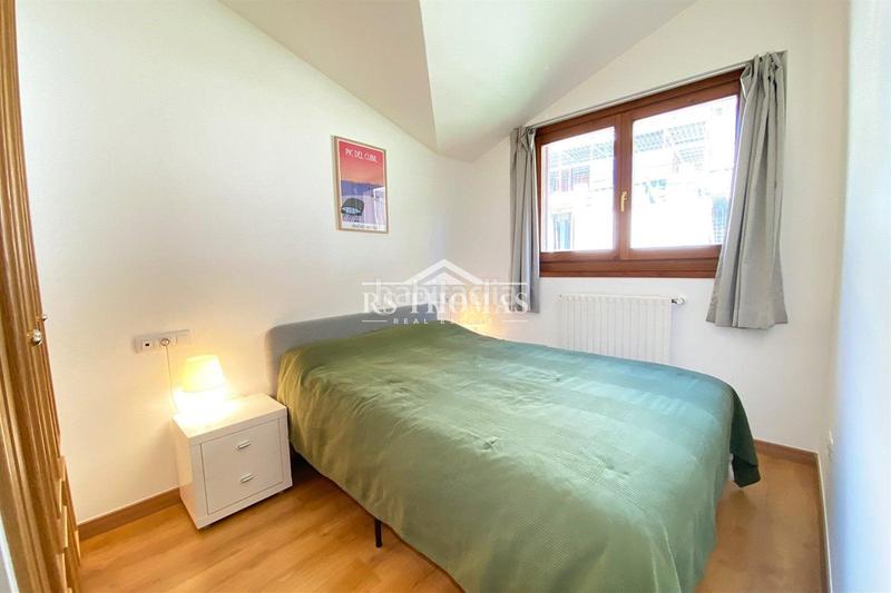 Foto 4d993c6e-312d-4f2e-b807-afe9b245b731. Àtic amb aparcament a Soldeu-Incles Canillo