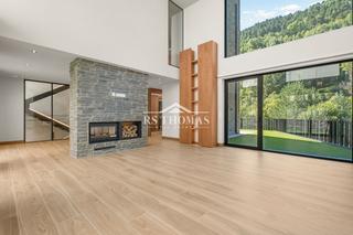 Casa adossada a Pal-Xixerella. Chalet exclusivo para comprar en pal