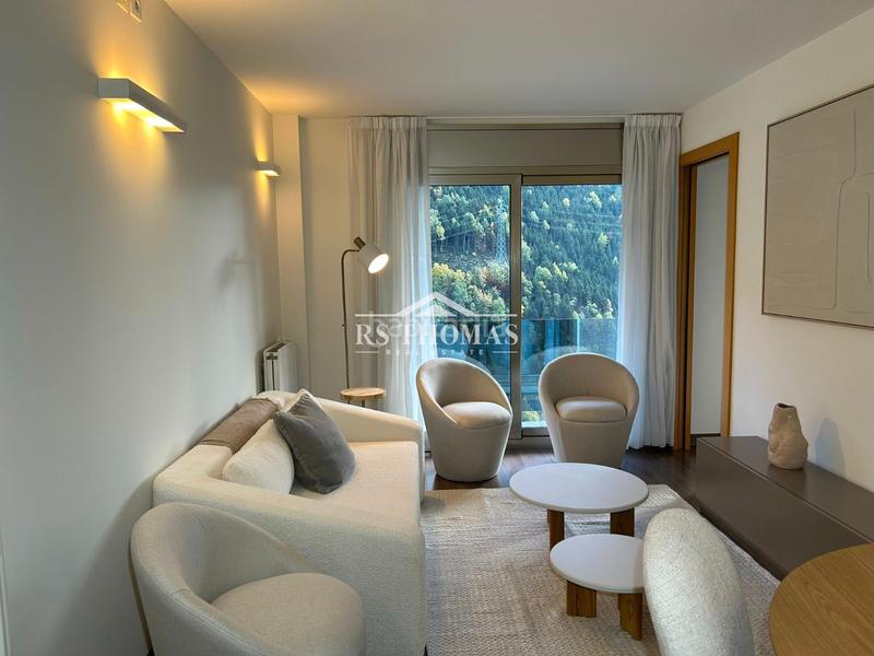 Foto 996c84d7-acde-46fe-9334-76be9db353c0. Piso  con 30 m2 de terraza y 2 dormitorios para comprar en ransol, en Canillo