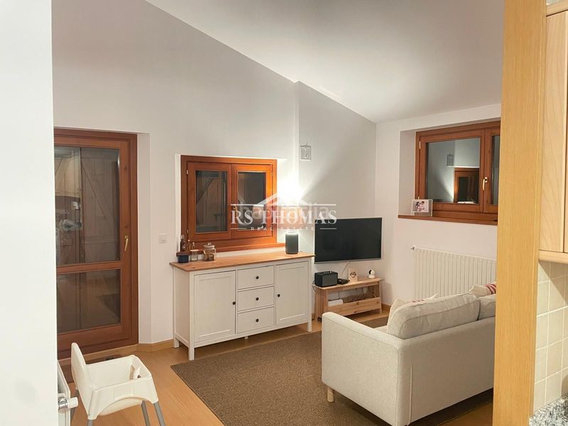 Foto a61ebb9f-f860-4449-8a7f-e3c9716fb2ac. Pis amb calefacció aparcament a Soldeu-Incles Canillo