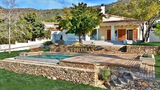 Xalet a Palau-saverdera. Villa para comprar en pau, girona