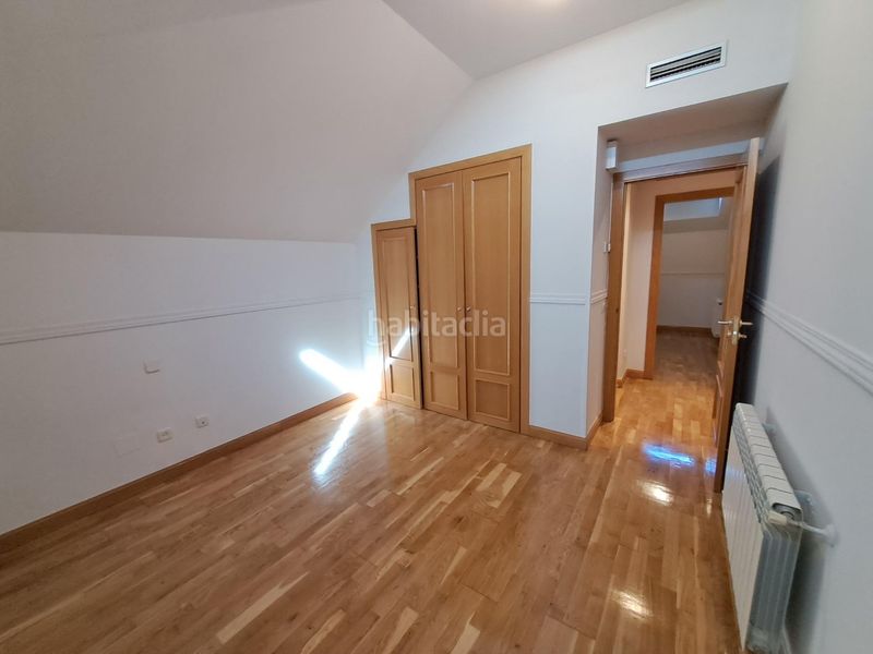 Foto 3a317399-f915-4a09-87ea-06d70d968d03. Miete dachwohnung mit heizung parking pool in Monte el Pilar Majadahonda