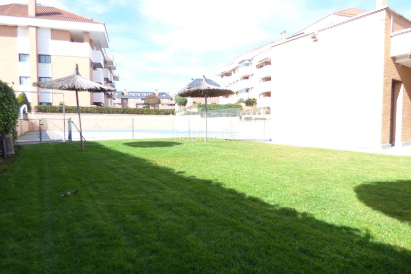 Foto ccb90358-190f-4f8a-a4f1-3a33412ddc5b. Miete dachwohnung mit heizung parking pool in Monte el Pilar Majadahonda