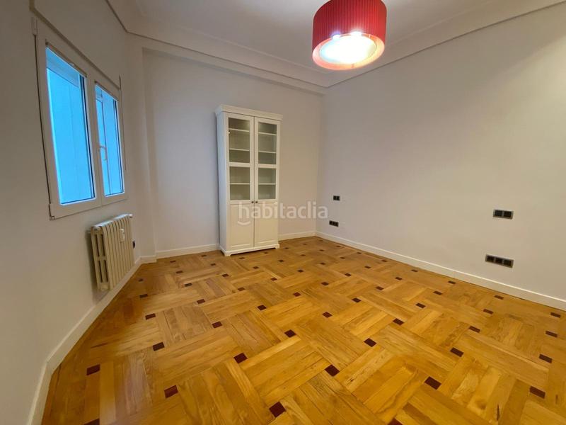 Foto c885b59f-8230-4912-9b5b-bdd24ad078fb. Location appartement avec chauffage parking dans Ríos Rosas-Nuevos Ministerios Madrid