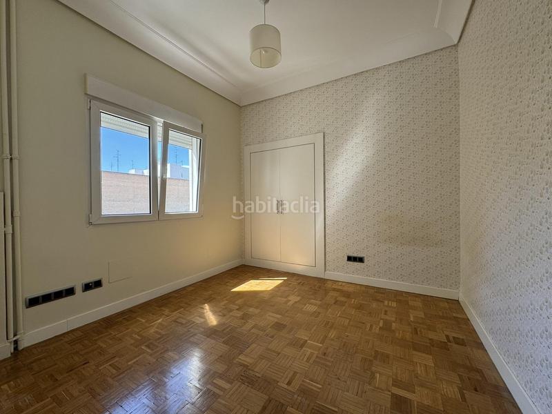 Foto e2be5e49-ded9-4c85-a53c-10834157783b. Location appartement avec chauffage parking dans Ríos Rosas-Nuevos Ministerios Madrid