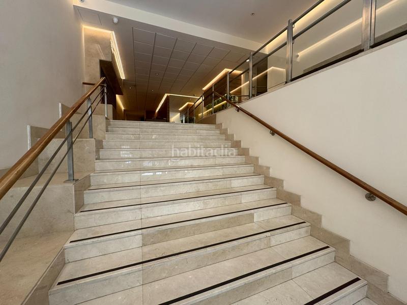 Foto 2d89e1db-fdad-489f-a57d-7a2c2bfd32c8. Alquiler piso conde duque. moderno 6 exterior con terraza. amueblado. 2 dormitorios 2 baños y buen edificio. en Madrid