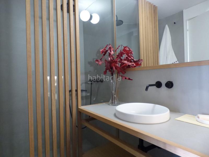 Foto a5816b26-2a34-4b00-aa51-e0d14b9121c2. Alquiler piso conde duque. moderno 6 exterior con terraza. amueblado. 2 dormitorios 2 baños y buen edificio. en Madrid