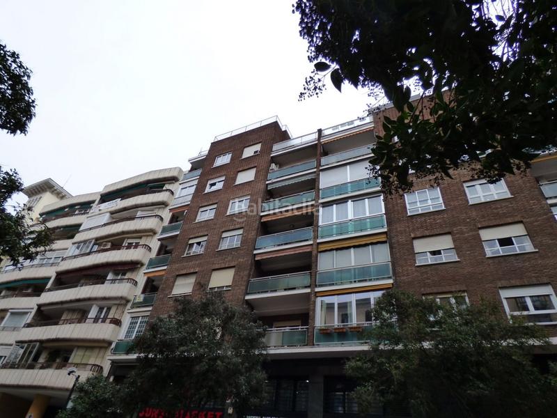 Foto f45a22b7-2593-42d1-a507-cb60aa34663e. Alquiler piso conde duque. moderno 6 exterior con terraza. amueblado. 2 dormitorios 2 baños y buen edificio. en Madrid
