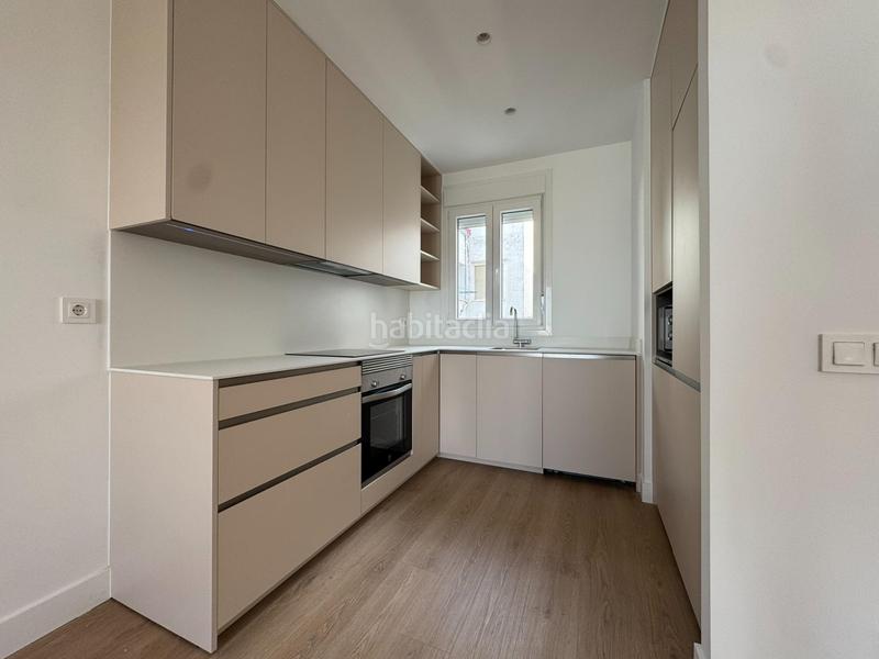 Foto 125390a5-6e00-4097-a3e5-af19b740ff88. Rent penthouse with heating in Ibiza Madrid