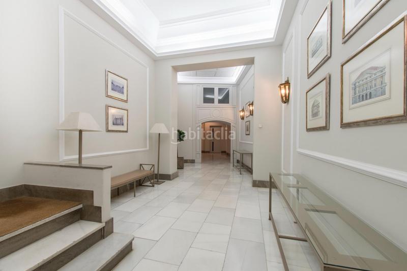 Foto d541cdb5-5707-45b9-98b2-175964295064. Flat with heating in Almagro Madrid