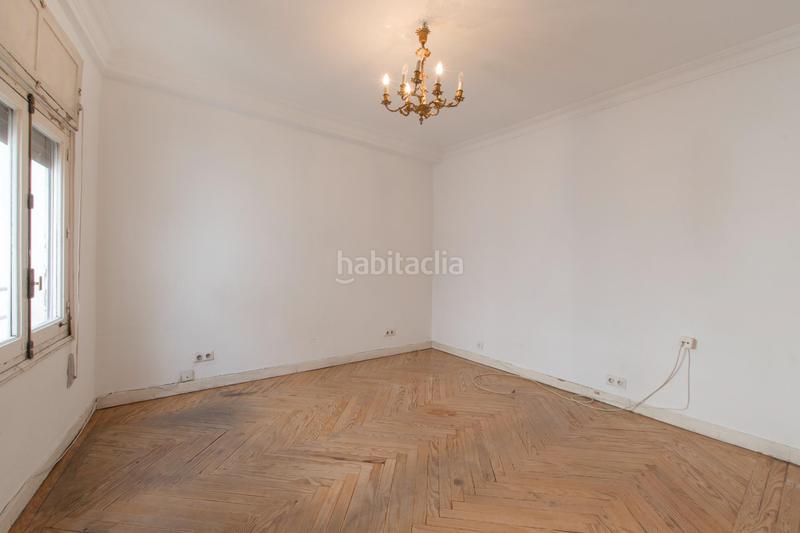 Foto f5b8eaee-1fc3-48ff-932e-15af3c6028d3. Flat with heating in Almagro Madrid