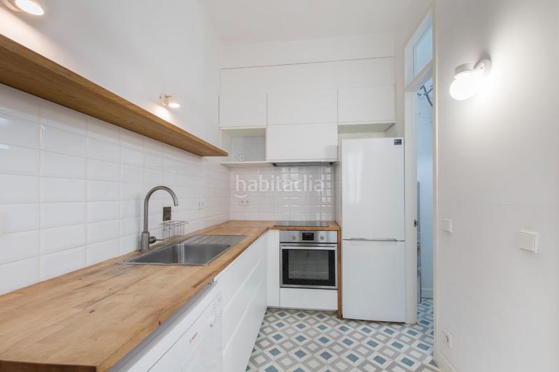 Foto 241b1a75-7b8f-4b7e-9435-b185d2dfbd18. Etagenwohnung mit heizung in Arapiles Madrid