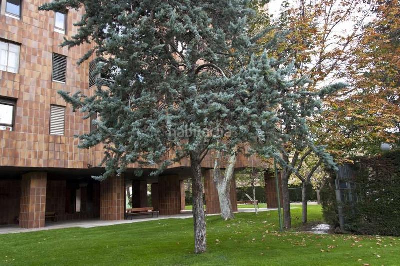 Foto 131d0825-db34-4705-a38b-a1f15d9230e6. Rent flat with heating parking pool in Castilla Madrid