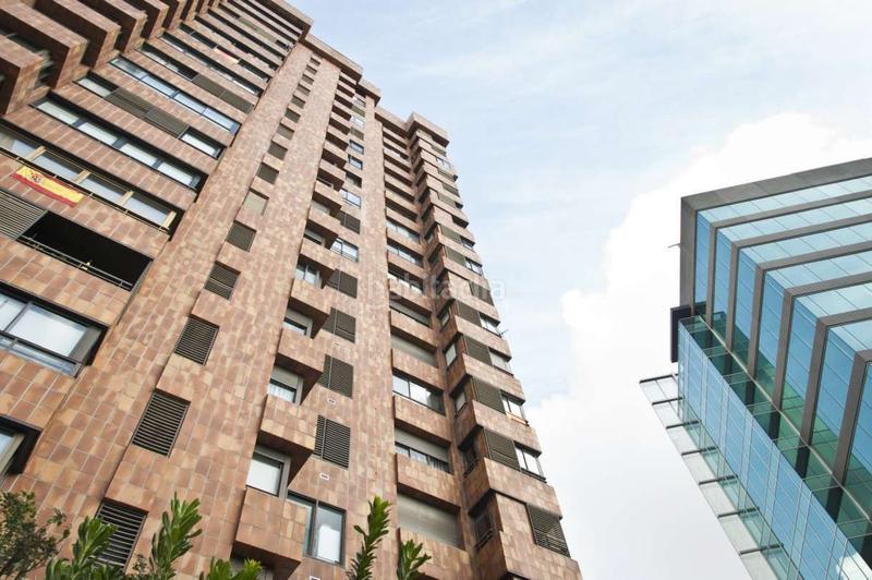 Foto 7ce9ddd8-8d05-4aec-8356-369726196ab9. Rent flat with heating parking pool in Castilla Madrid