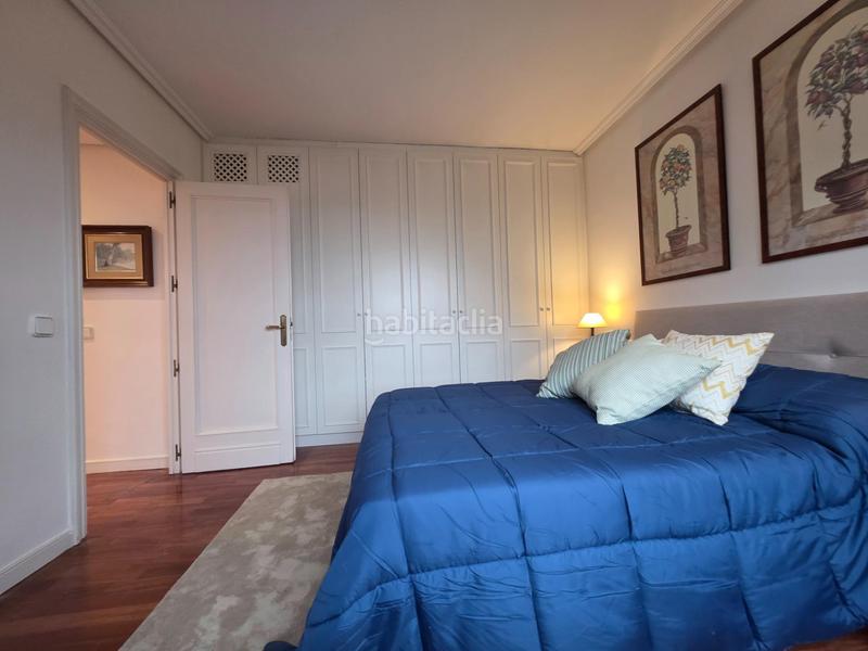 Foto c645ae84-25c5-4877-a78e-b4c546a83a4c. Rent flat with heating parking pool in Castilla Madrid