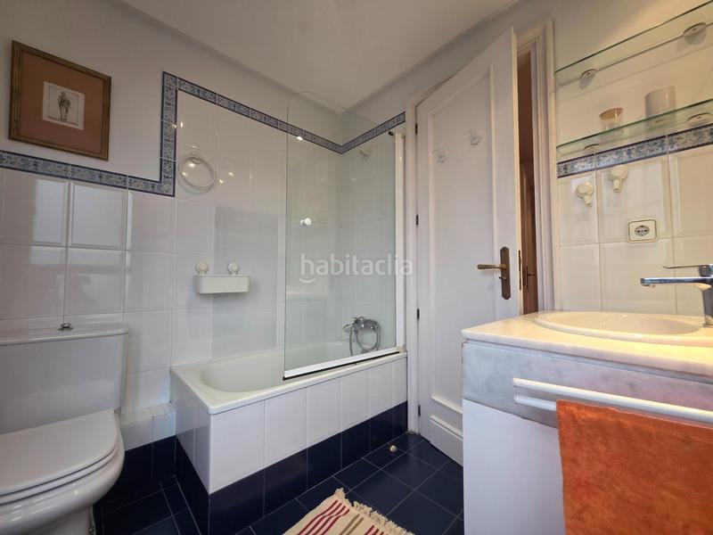 Foto e095be7d-2e73-4719-9322-b27311ab717f. Rent flat with heating parking pool in Castilla Madrid