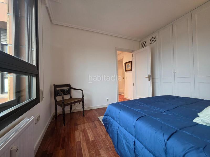 Foto f01c0ecd-e6ee-4542-b0c1-e40ea28d6bcc. Rent flat with heating parking pool in Castilla Madrid