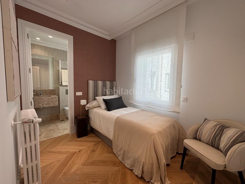 Foto d789118e-1db1-4d8c-8bd9-0fc94c111c53. Flat with heating in Goya Madrid