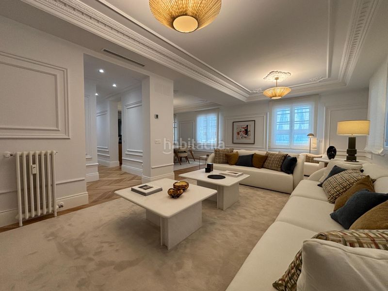 Foto f5073a6b-b815-4ea1-8f85-fb1c759ba1b9. Flat with heating in Goya Madrid