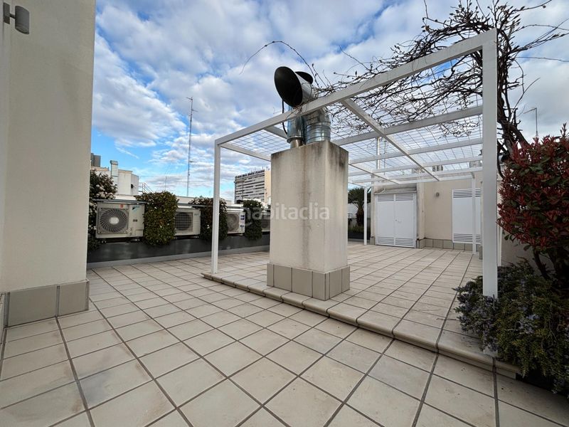 Foto 12d5790d-4ffa-4d2b-b9fa-c328f4eed547. Flat with heating pool in Argüelles Madrid