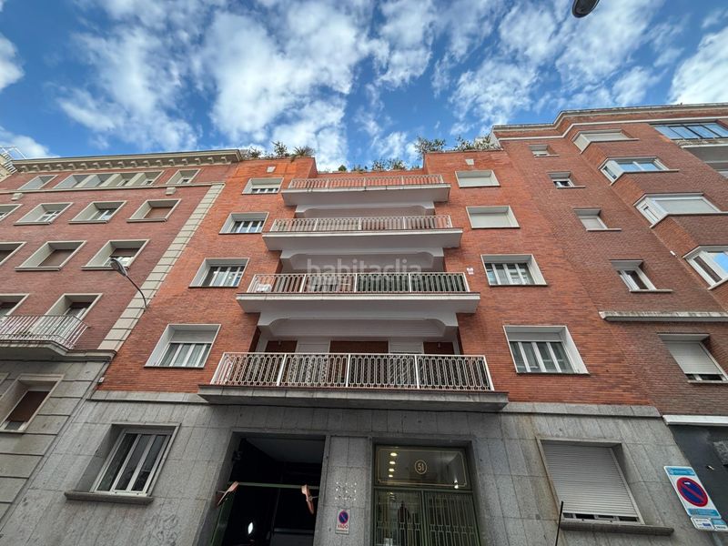 Foto db07bfab-a5ac-413d-b797-65064fb847a7. Flat with heating pool in Argüelles Madrid