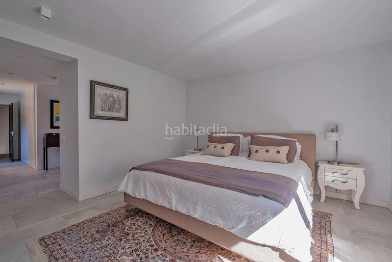 Foto 0f0f7071-a2e8-485b-92e1-3e3bcb9c49dc. Maison jumelée avec parking dans Urbanización Este-Montepríncipe Boadilla del Monte