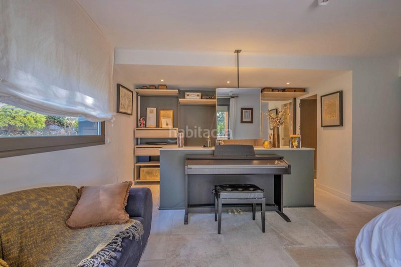 Foto 3ae71c98-1d4e-4e48-ac27-0a173647313c. Maison jumelée avec parking dans Urbanización Este-Montepríncipe Boadilla del Monte