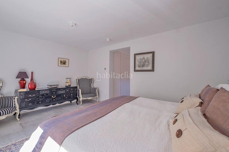 Foto 5f98bc9a-79e6-46ef-a803-c65d82a739b8. Maison jumelée avec parking dans Urbanización Este-Montepríncipe Boadilla del Monte