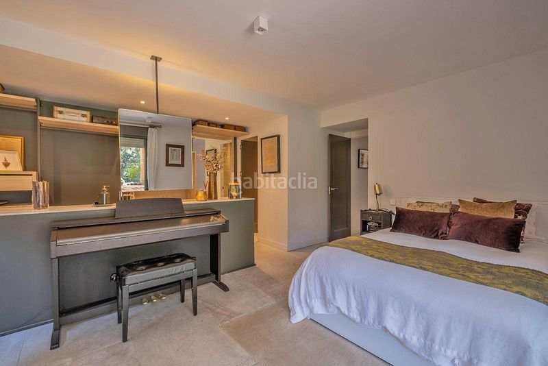 Foto 93165d21-7d21-4926-ba8e-73c7e8951684. Maison jumelée avec parking dans Urbanización Este-Montepríncipe Boadilla del Monte