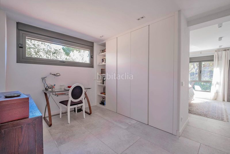 Foto b33146fb-5513-4094-ac5d-caf2ef53a5ab. Maison jumelée avec parking dans Urbanización Este-Montepríncipe Boadilla del Monte