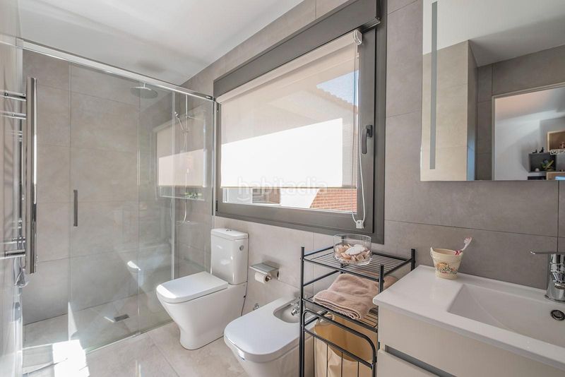 Foto eaa86708-7606-4c93-a852-3a25217eabeb. Maison jumelée avec parking dans Urbanización Este-Montepríncipe Boadilla del Monte