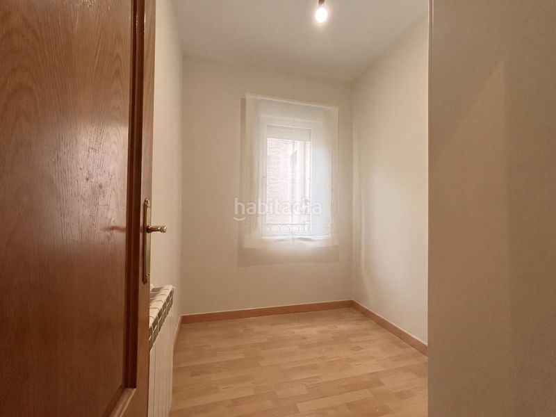 Foto a6c6871a-bb18-4357-b6f4-51b57e93b953. Rent flat with heating in Goya Madrid