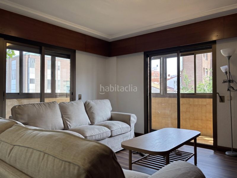 Foto 31b60c54-c6ec-452c-9dc3-42baa21d2114. Rent flat with heating in Arapiles Madrid
