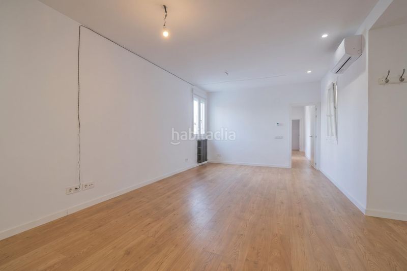Foto 3f2b6e2b-8d7c-4437-873f-bde516977668. Etagenwohnung mit heizung in El Viso Madrid