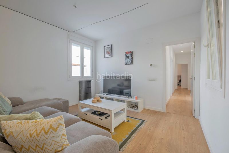 Foto 4ea2125d-28e2-41f7-b20c-ccb6e832952b. Etagenwohnung mit heizung in El Viso Madrid