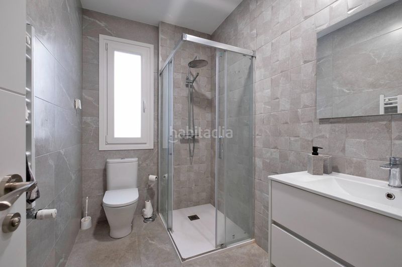 Foto 56108058-0595-40ab-84a7-606841126a9a. Etagenwohnung mit heizung in El Viso Madrid