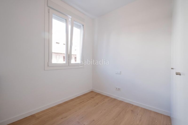 Foto 6444bb81-04a9-4e23-bec1-c84d0d3db137. Etagenwohnung mit heizung in El Viso Madrid