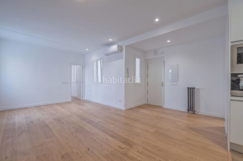 Foto 76c1c066-b3b5-46a1-be32-f6dc36a922b7. Etagenwohnung mit heizung in El Viso Madrid