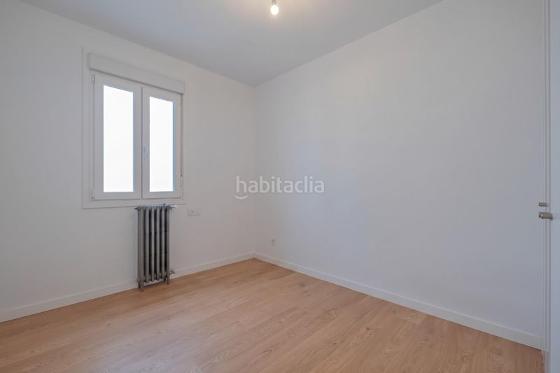 Foto 776f7328-06e2-470e-876f-a6dbfbfb64fa. Etagenwohnung mit heizung in El Viso Madrid
