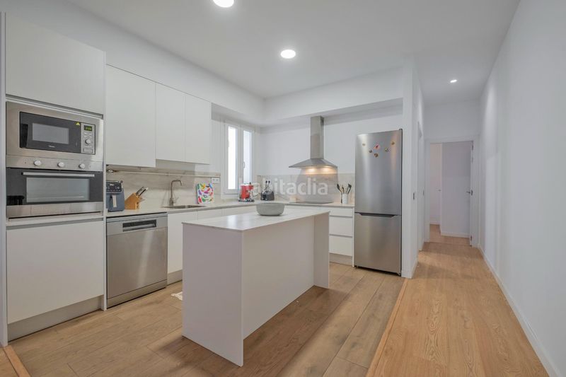 Foto 82b53605-cdbd-4c82-be3d-5c421e82d542. Etagenwohnung mit heizung in El Viso Madrid