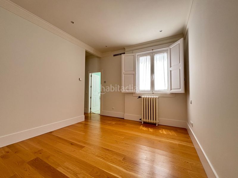 Foto 1becdc27-468f-4d2c-a12e-812bb0b36db8. Affitto appartamento con riscaldamento in Cortes-Huertas Madrid