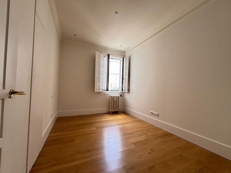 Foto 922bb24a-02d0-40ee-9eb7-9f91682db5fe. Location appartement avec chauffage dans Cortes-Huertas Madrid