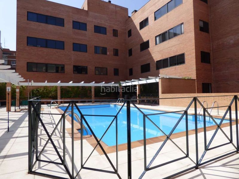 Foto 376c4125-b03d-41f3-92af-9eeef696490c. Rent flat with heating parking pool in Ciudad Jardín Madrid