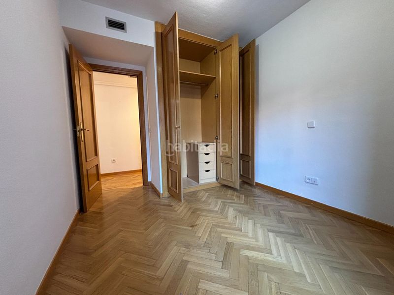 Foto 42775c38-6dec-4a61-b79a-5fafd5c9a0d6. Rent flat with heating parking pool in Ciudad Jardín Madrid