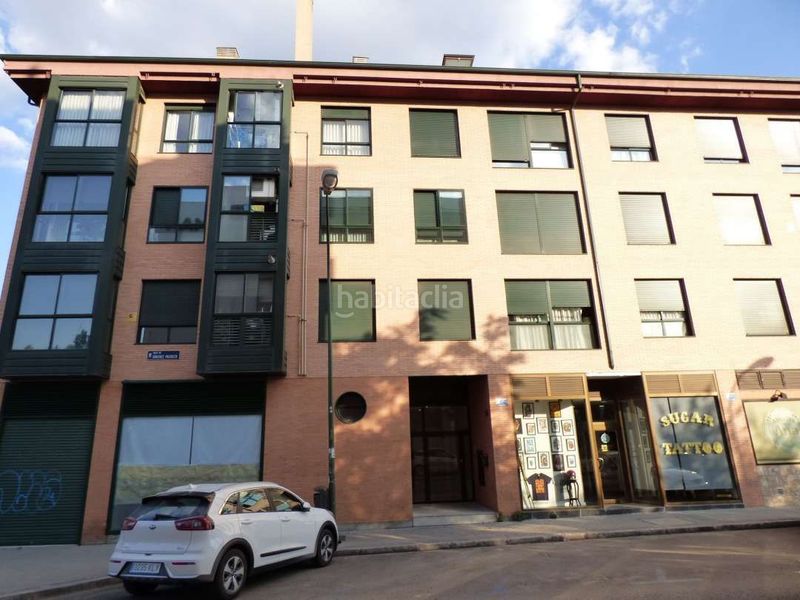 Foto ad358c27-769b-4e02-b83d-edceb5b91130. Rent flat with heating parking pool in Ciudad Jardín Madrid