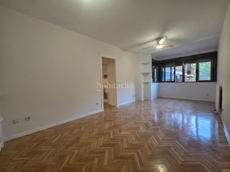 Foto 1d70b3e7-1317-4c90-9bf7-747901aebc7d. Location appartement avec chauffage parking piscine dans Madrid