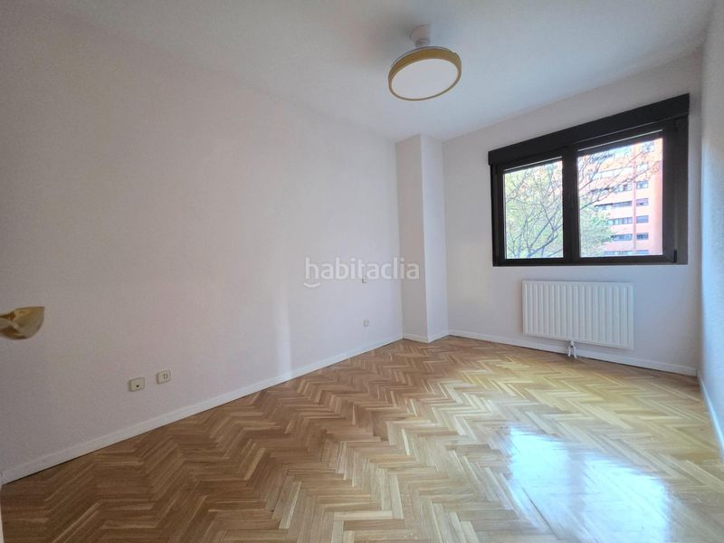 Foto 4cc3daab-d061-4283-9875-2b4687f022aa. Rent flat with heating parking pool in Prosperidad Madrid